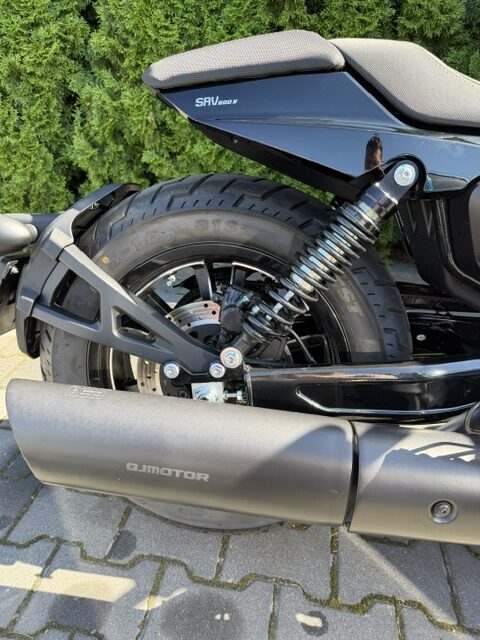 QJMOTOR SRV600V Motocykl Demonstracyjny - obrazek 6