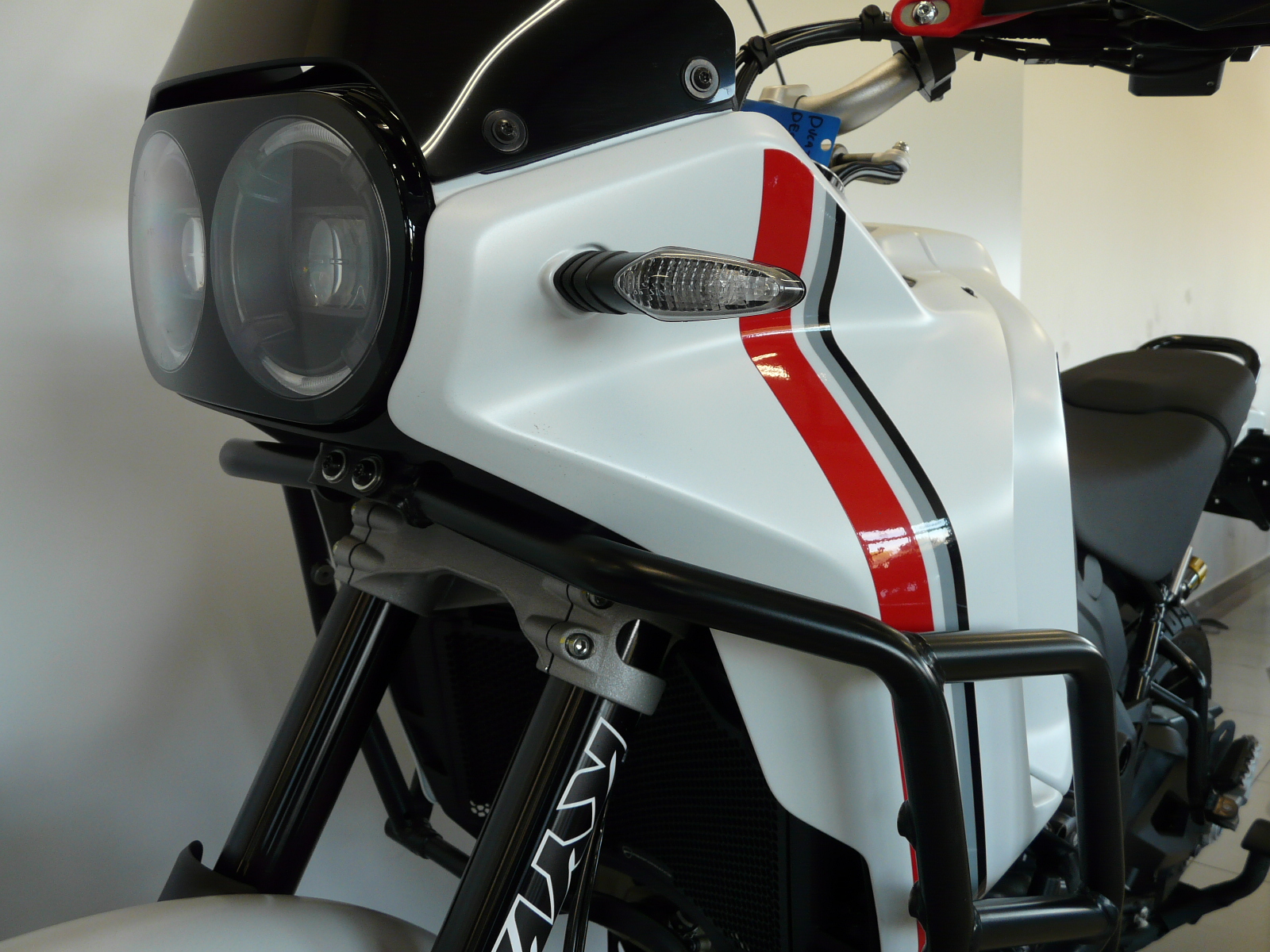 Ducati Desert X 2024r. - obrazek 5