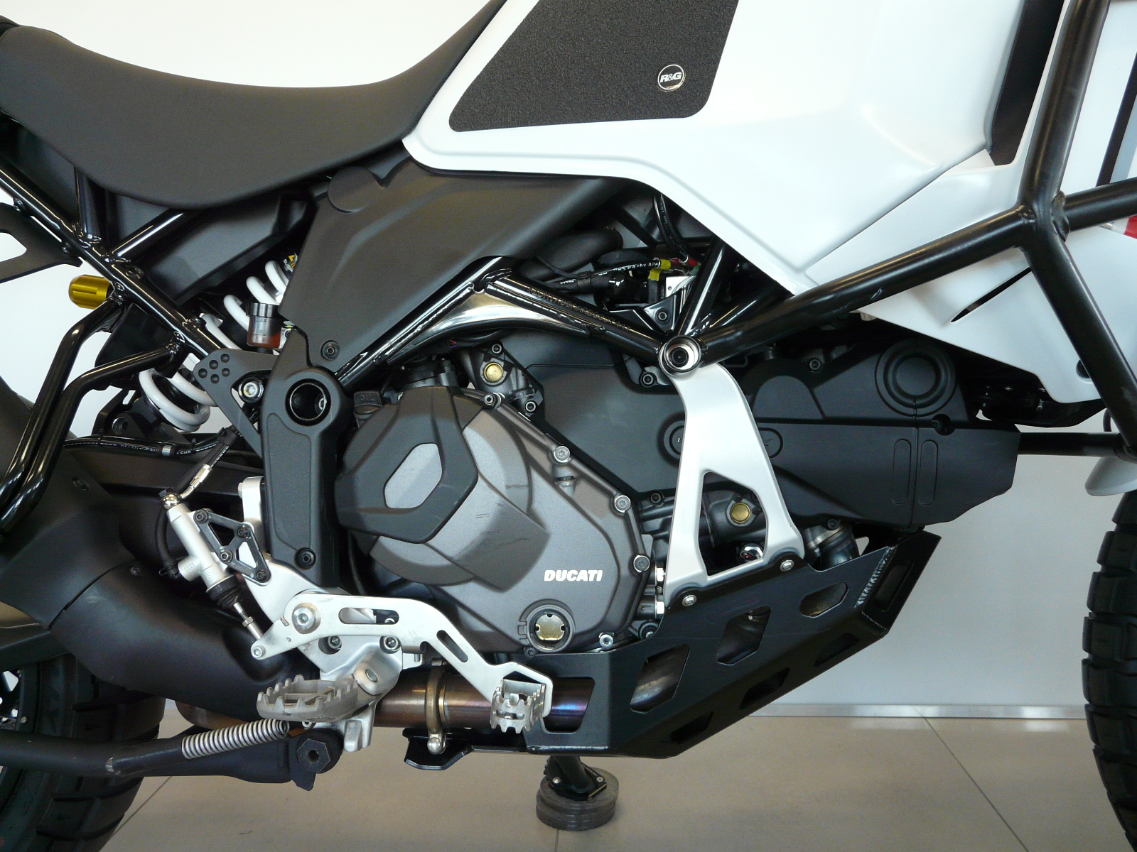 Ducati Desert X 2024r. - obrazek 24